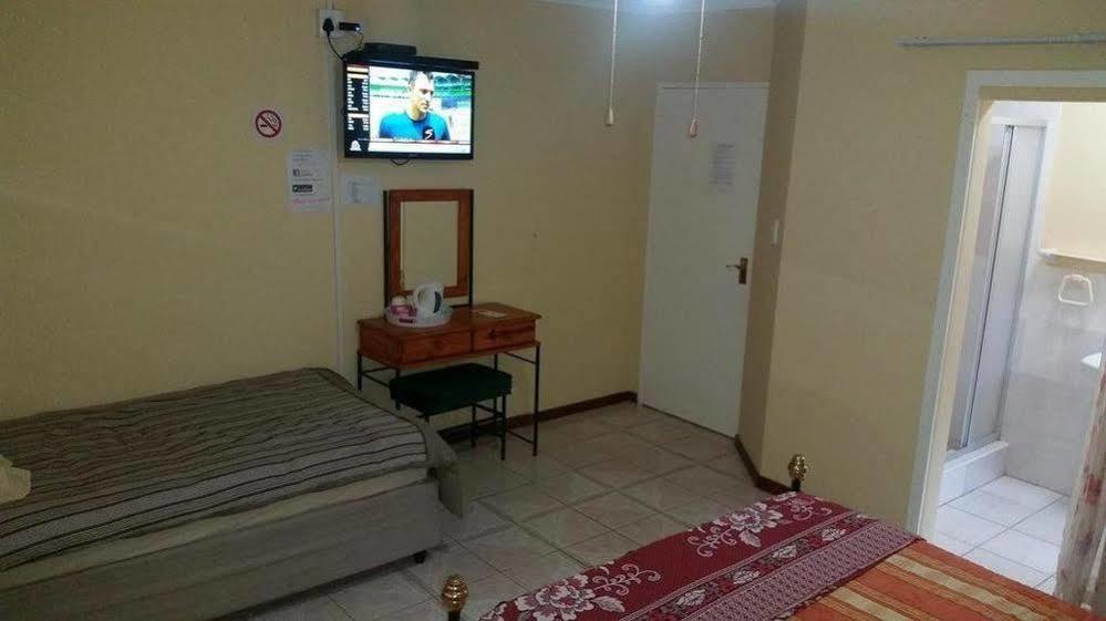 Ebenezer Guesthouse Bluewater Bay Πορτ Ελίζαμπεθ Εξωτερικό φωτογραφία