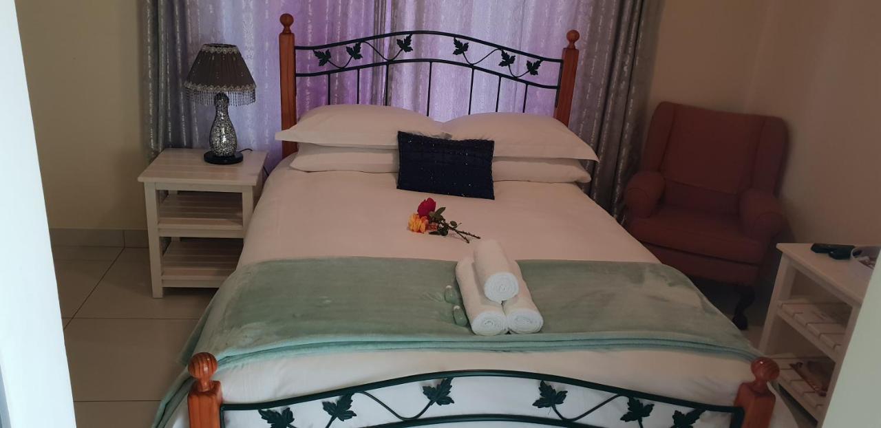 Ebenezer Guesthouse Bluewater Bay Πορτ Ελίζαμπεθ Εξωτερικό φωτογραφία