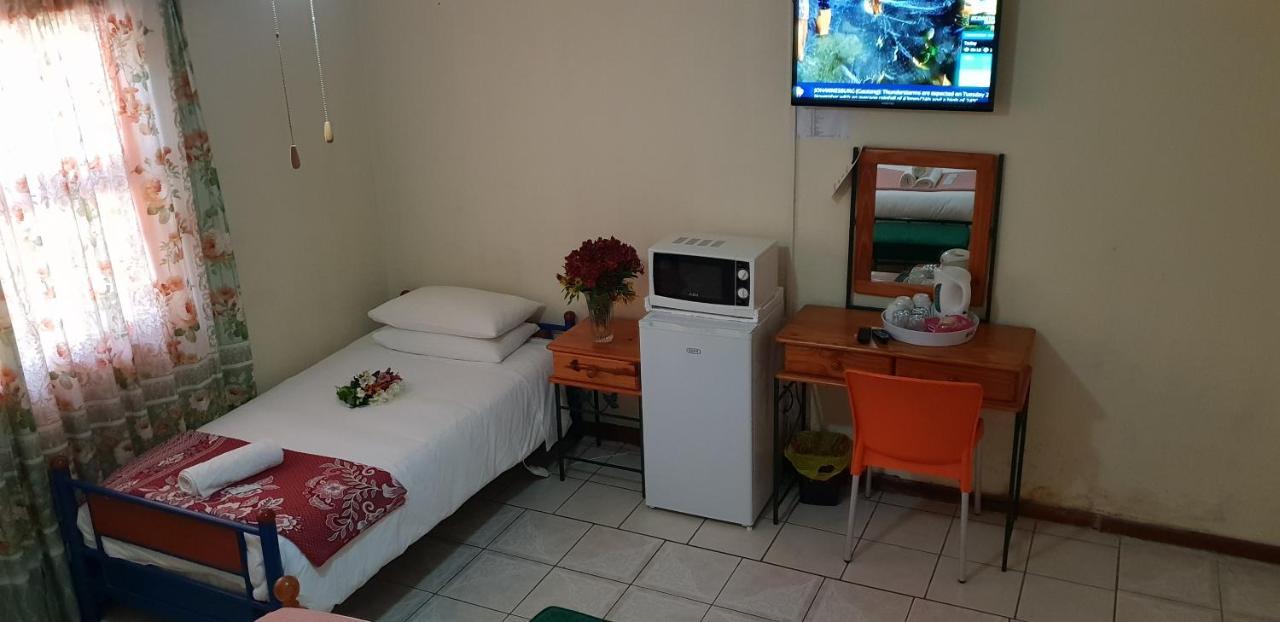 Ebenezer Guesthouse Bluewater Bay Πορτ Ελίζαμπεθ Εξωτερικό φωτογραφία