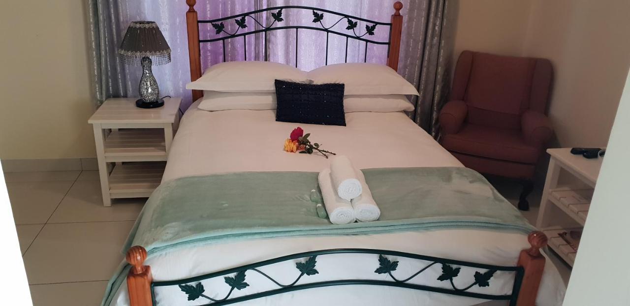 Ebenezer Guesthouse Bluewater Bay Πορτ Ελίζαμπεθ Εξωτερικό φωτογραφία