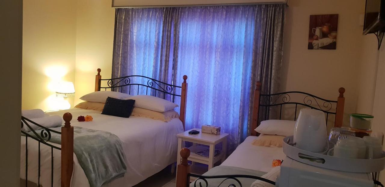 Ebenezer Guesthouse Bluewater Bay Πορτ Ελίζαμπεθ Εξωτερικό φωτογραφία
