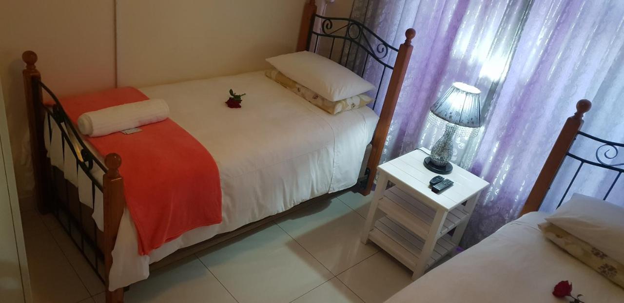 Ebenezer Guesthouse Bluewater Bay Πορτ Ελίζαμπεθ Εξωτερικό φωτογραφία